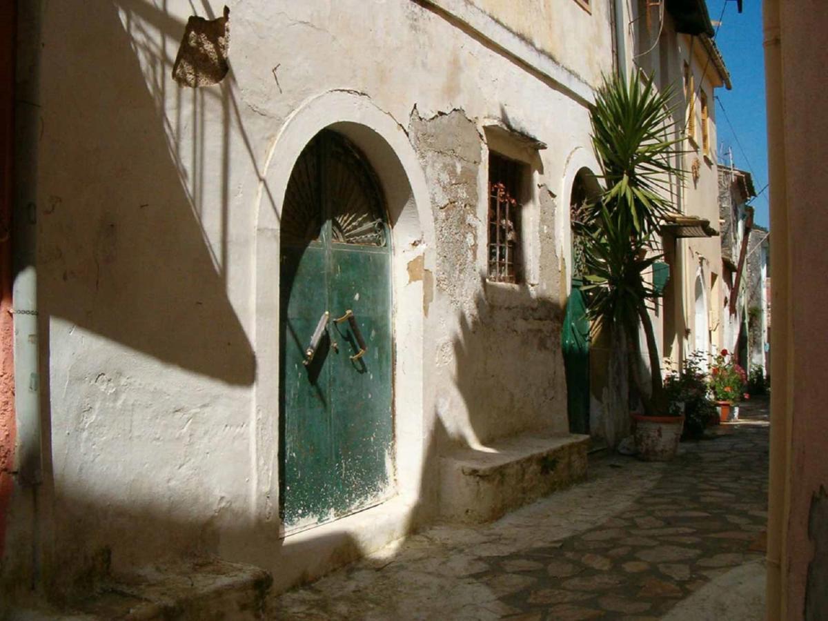Sinarádes The Old Mansion 아파트 외부 사진